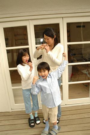 優しい先生が親切に教えてくれる子供英会話