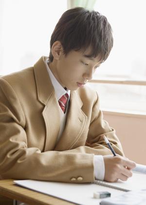 美容学校で一生ものの技術を学ぶ